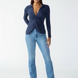 Sanctuary Women’s Navy Twisted Dreamgirl Top Size Small EUC preppy feminine